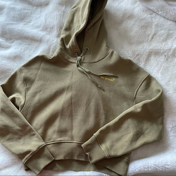The Arrivals cropped hoodie - Picture 2 of 5